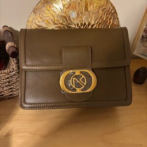Leather handbag